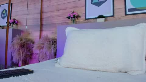 Snapshot of ammyscott1 chatting on 03-05-25, 02:46 Ammy Scott online show from 03-05-25, 02:46