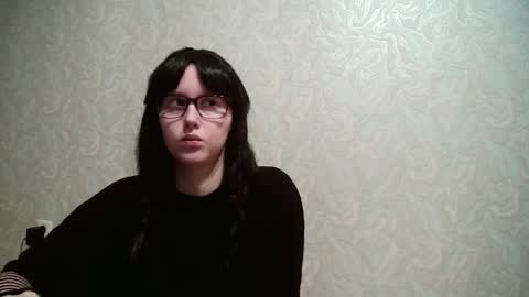 Snapshot of amomira chatting on 12-13-25, 08:04 Amomira online show from 12-13-25, 08:04