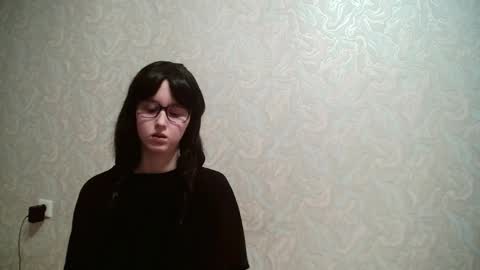 Snapshot of amomira chatting on 12-18-25, 02:56 Amomira online show from 12-18-25, 02:56