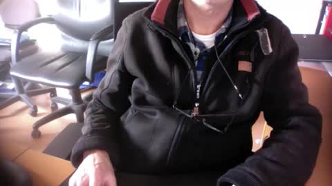 Snapshot of amor2200 chatting on 03-04-25, 09:07 Amor2200 online show from 03-04-25, 09:07