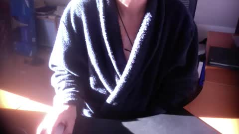 Snapshot of amor2200 chatting on 01-17-26, 11:48 Amor2200 online show from 01-17-26, 11:48