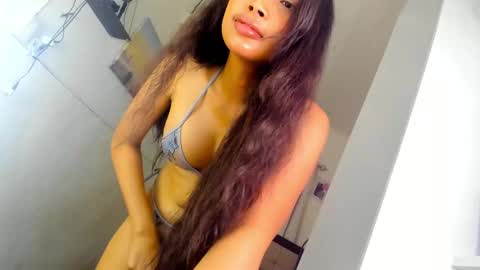 Prinsesa online show from 02-16-25, 03:26