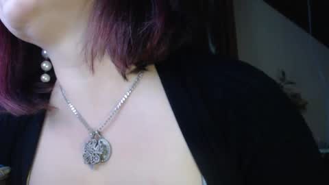 amorelara online show from 01-31-25, 07:18