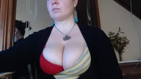 amorelara online show from 02-15-25, 08:33