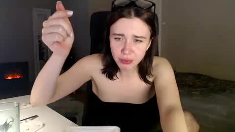 Snapshot of amoremeoww chatting on 12-30-24, 09:08 miss unforgettable online show from 12-30-24, 09:08