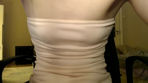 Snapshot of amoremeoww chatting on 01-02-25, 08:57 miss unforgettable online show from 01-02-25, 08:57