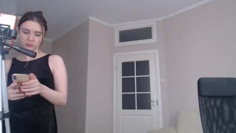 Snapshot of amoremeoww chatting on 03-05-25, 11:06 miss unforgettable online show from 03-05-25, 11:06