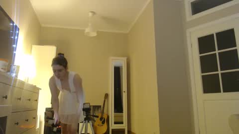 Snapshot of amoremeoww chatting on 03-06-25, 03:45 miss unforgettable online show from 03-06-25, 03:45