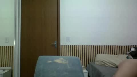 amputeeluna online show from 04-29-26, 01:53