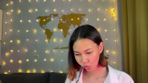 Amura Kim online show from 12-08-24, 08:15