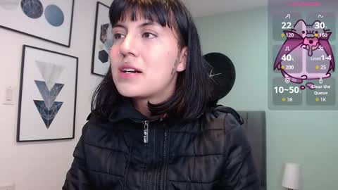 Snapshot of amy__adams1 chatting on 10-22-25, 05:08 Amy 3 online show from 10-22-25, 05:08