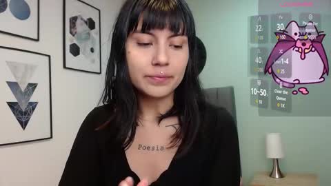 Snapshot of amy__adams1 chatting on 02-20-26, 04:31 Amy 3 online show from 02-20-26, 04:31