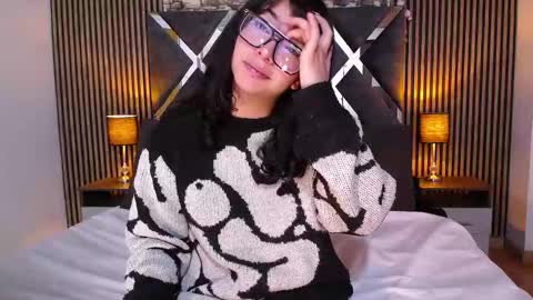 Snapshot of amy_channel chatting on 02-12-26, 01:06 Amy online show from 02-12-26, 01:06