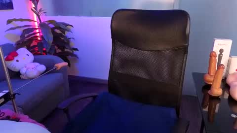 Amy Hoy69 online show from 05-07-26, 02:17
