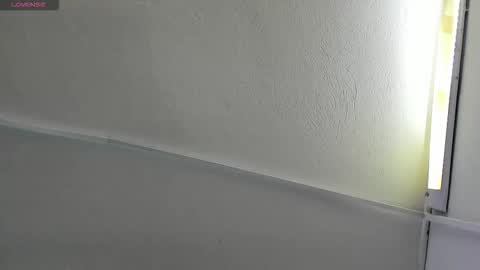     online show from 09-27-25, 01:05