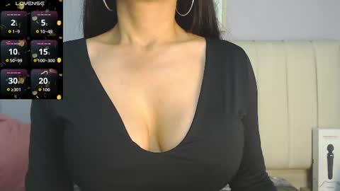Amy online show from 06-22-26, 01:52