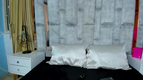 Snapshot of amy_noa chatting on 06-05-26, 04:19 Emy Noa online show from 06-05-26, 04:19