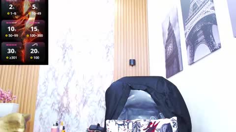 Snapshot of amy_rivas08 chatting on 09-10-25, 11:49 AMY online show from 09-10-25, 11:49