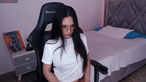 Mia Cristancho online show from 07-30-26, 07:46