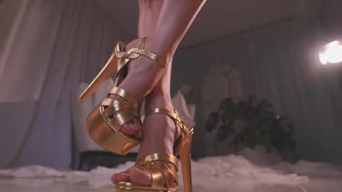 Amy Armstrong online show from 04-28-26, 02:27