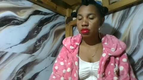 Amyatche online show from 06-22-26, 05:37