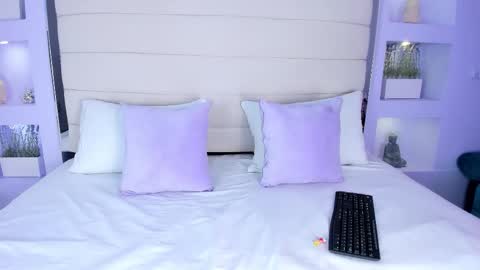 amy online show from 12-15-25, 12:09