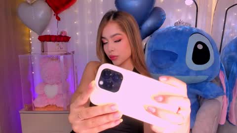 Snapshot of amydavis_ chatting on 10-05-25, 12:20 Amy online show from 10-05-25, 12:20