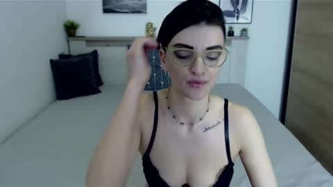 Snapshot of amylexy chatting on 01-23-25, 12:41 Hi there guys My pleasure in your hands pvt is open online show from 01-23-25, 12:41