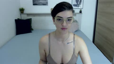 Hi there guys  My pleasure in your hands  pvt is open online show from 07-05-26, 06:04