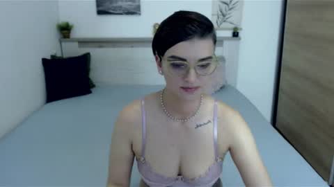 Hi there guys  My pleasure in your hands  pvt is open online show from 07-19-26, 05:38