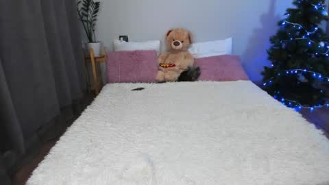 Snapshot of amymilson chatting on 01-23-25, 06:03 amymilson online show from 01-23-25, 06:03