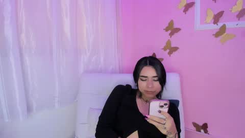 Amy ... Nice to meet u   thumb up me please its important online show from 01-15-25, 08:26