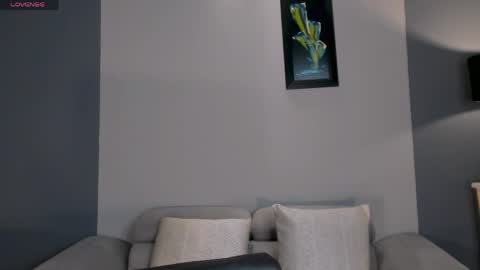 AMY R  online show from 04-28-26, 12:10