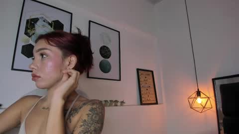 Amy online show from 04-23-26, 12:04