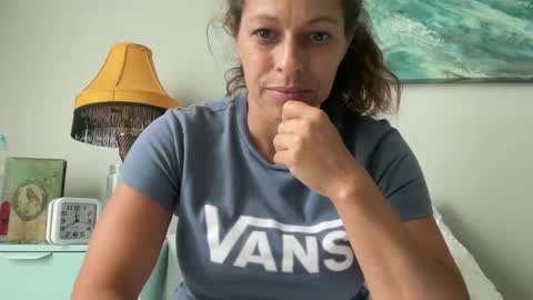 Amy Smilez online show from 04-29-26, 03:38