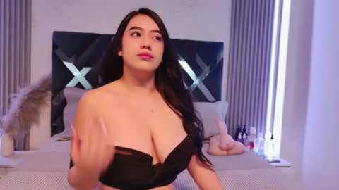 amytorres_ online show from 07-18-26, 03:49