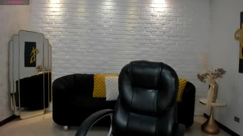 AMY WALKER online show from 01-23-25, 10:11