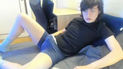 Snapshot of an0nymouse3 chatting on 02-10-25, 05:47 Alex online show from 02-10-25, 05:47