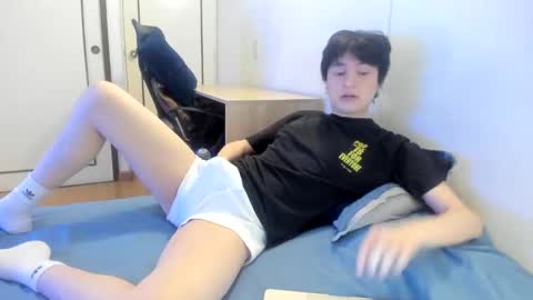 Snapshot of an0nymouse3 chatting on 09-17-25, 06:53 Alex online show from 09-17-25, 06:53