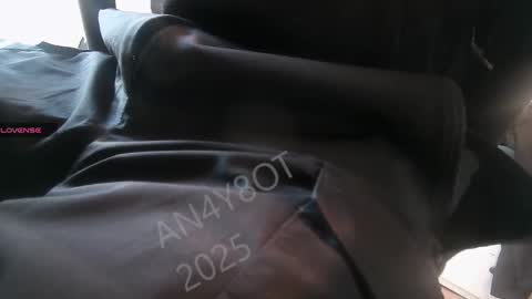 Snapshot of an4y8ot chatting on 01-06-25, 09:41 A online show from 01-06-25, 09:41