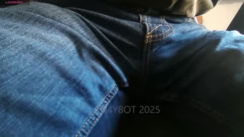 Snapshot of an4y8ot chatting on 01-30-25, 12:27 A online show from 01-30-25, 12:27