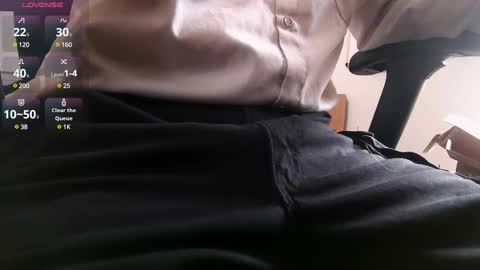 Snapshot of an4y8ot chatting on 03-06-25, 09:25 A online show from 03-06-25, 09:25