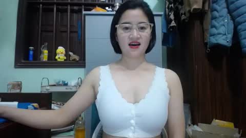Snapshot of an_naughty chatting on 03-19-26, 04:00 an_naughty online show from 03-19-26, 04:00