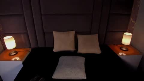 Ana  online show from 01-28-25, 05:46