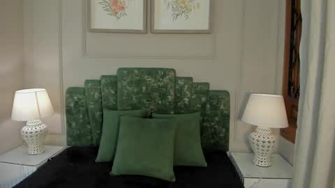 Ana  online show from 03-04-25, 10:46