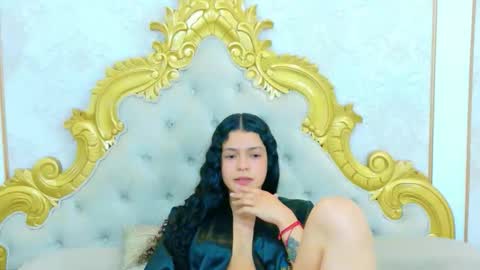 Snapshot of ana_bs chatting on 11-01-25, 12:51 ana_bs online show from 11-01-25, 12:51