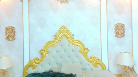 Snapshot of ana_bs chatting on 12-16-25, 11:15 ana_bs online show from 12-16-25, 11:15