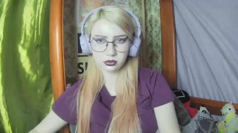 Snapshot of ana_dewitt chatting on 02-19-25, 03:06 ana dewitt online show from 02-19-25, 03:06