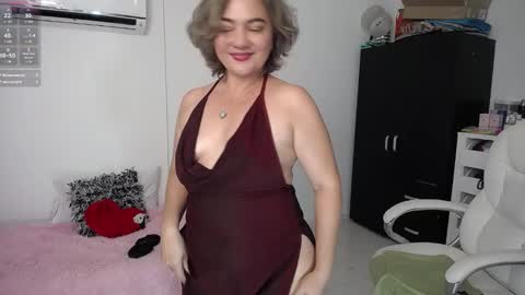 Snapshot of ana_hotmilf chatting on 12-26-24, 12:36  Ana  online show from 12-26-24, 12:36