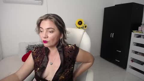Snapshot of ana_hotmilf chatting on 01-03-25, 10:08  Ana  online show from 01-03-25, 10:08